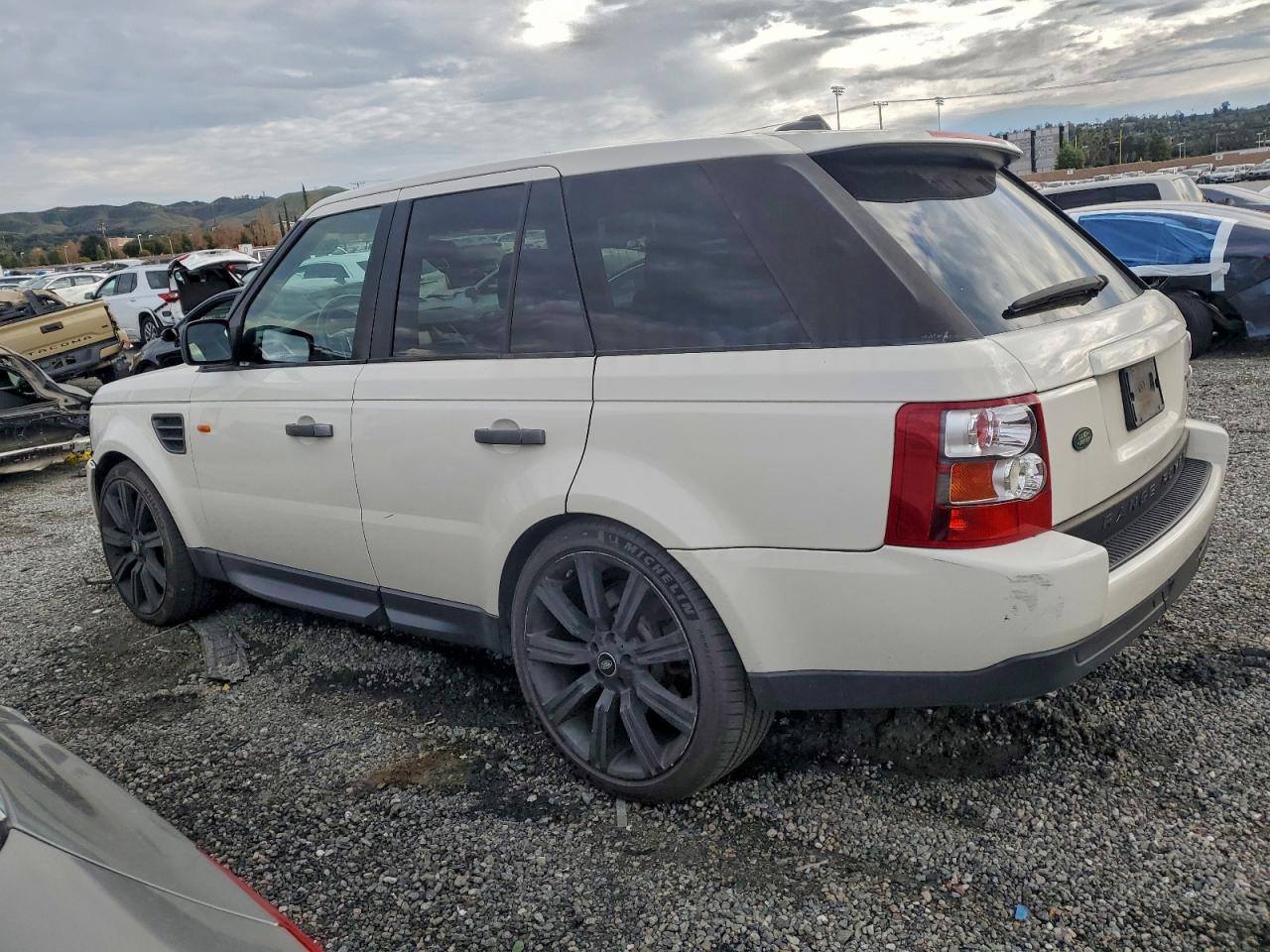 2008 LAND ROVER RANGE ROVER SPORT HSE photo 2