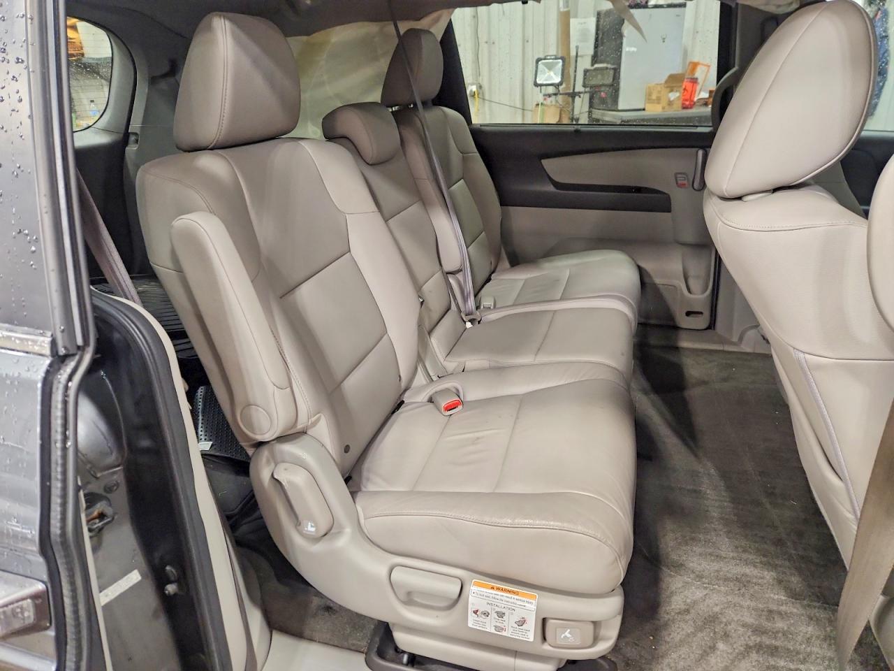 2012 HONDA ODYSSEY EXL photo 11
