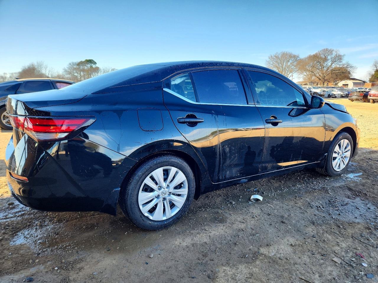 2025 NISSAN SENTRA S photo 3