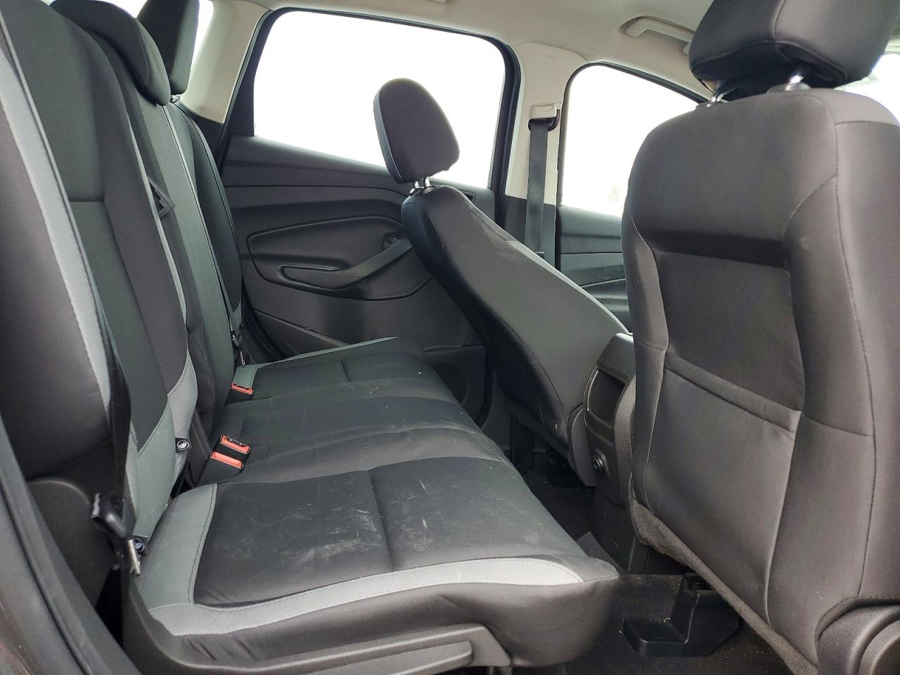2016 FORD ESCAPE S photo 10