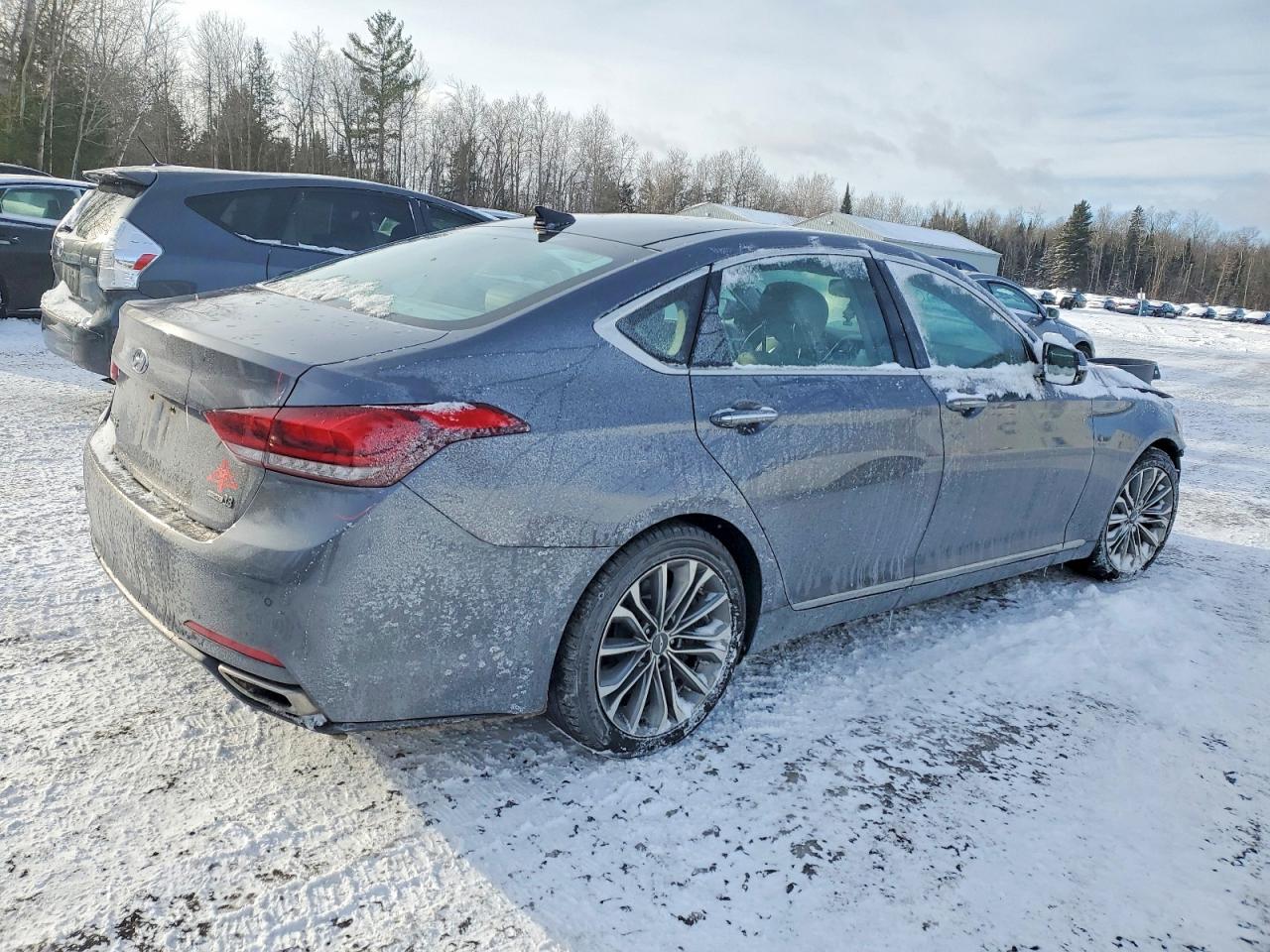 2015 HYUNDAI GENESIS 3.8L photo 3