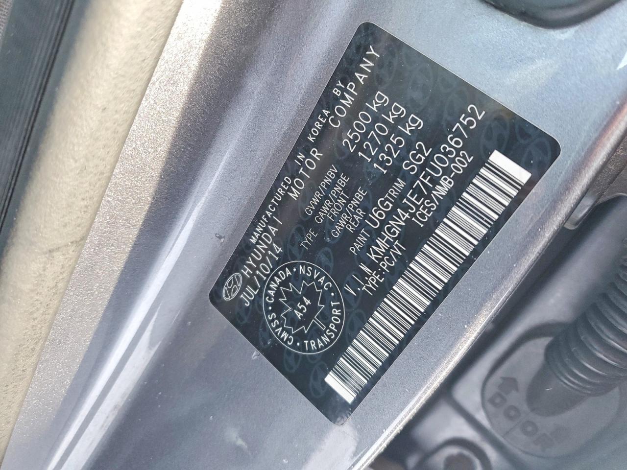 2015 HYUNDAI GENESIS 3.8L photo 12