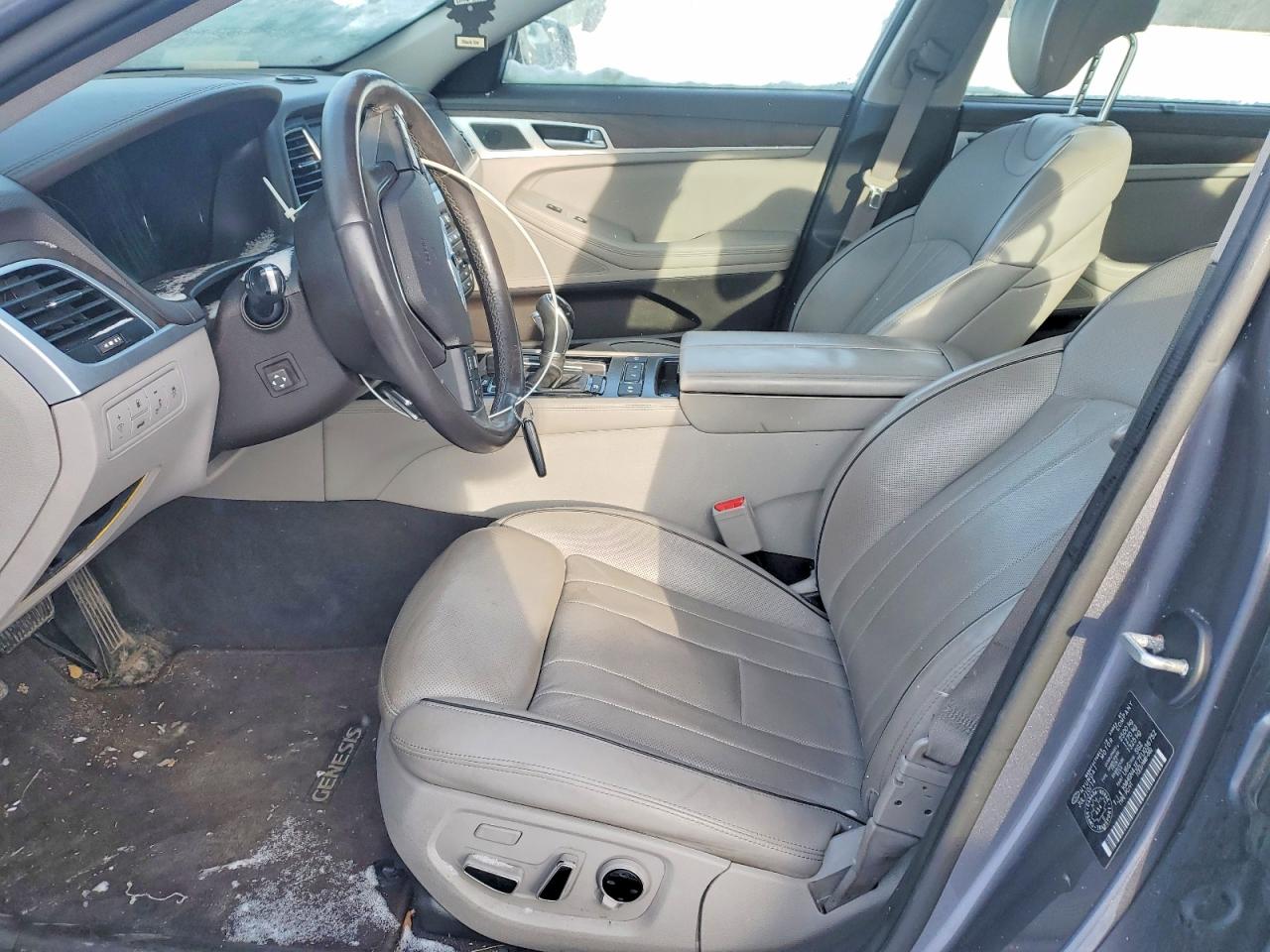 2015 HYUNDAI GENESIS 3.8L photo 7