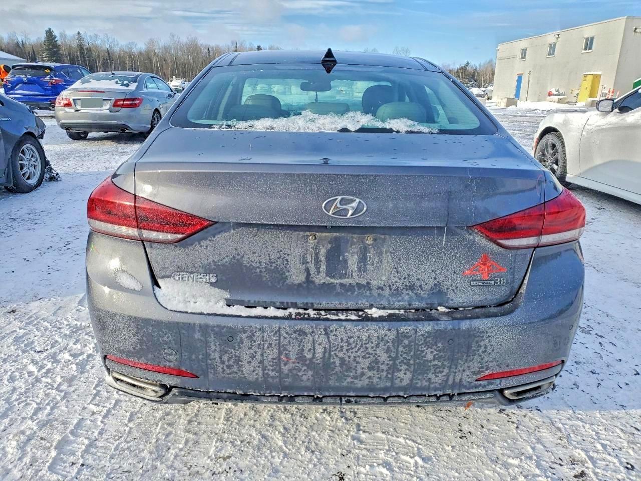 2015 HYUNDAI GENESIS 3.8L photo 6
