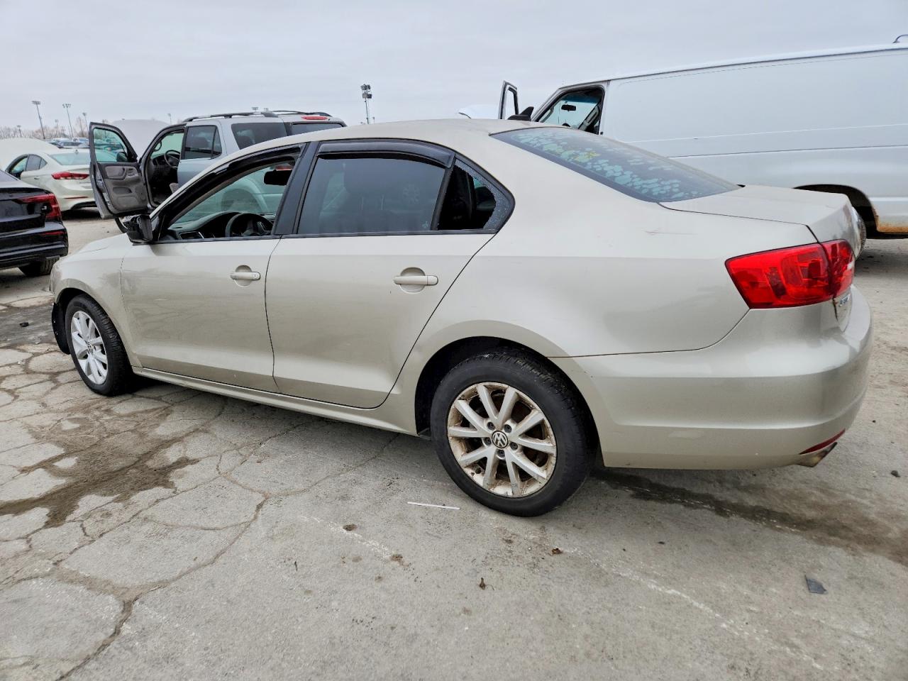 2014 VOLKSWAGEN JETTA TDI photo 2