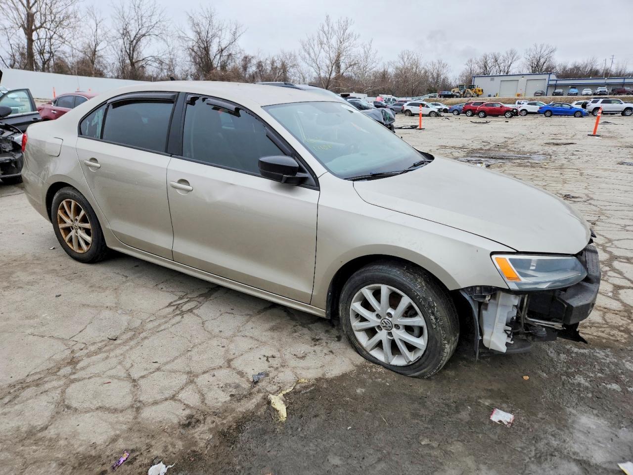 2014 VOLKSWAGEN JETTA TDI photo 4