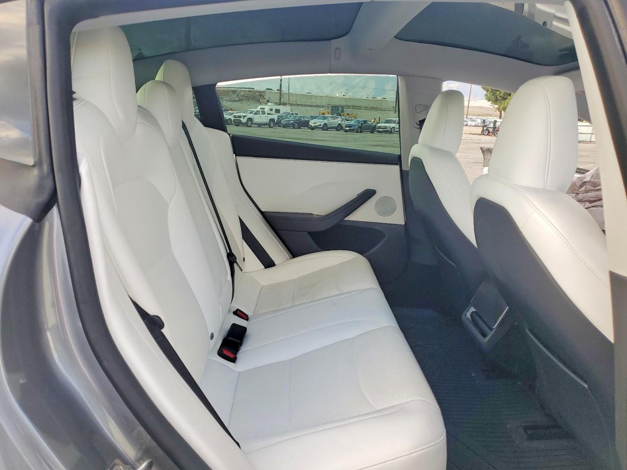 2024 TESLA MODEL 3 photo 10