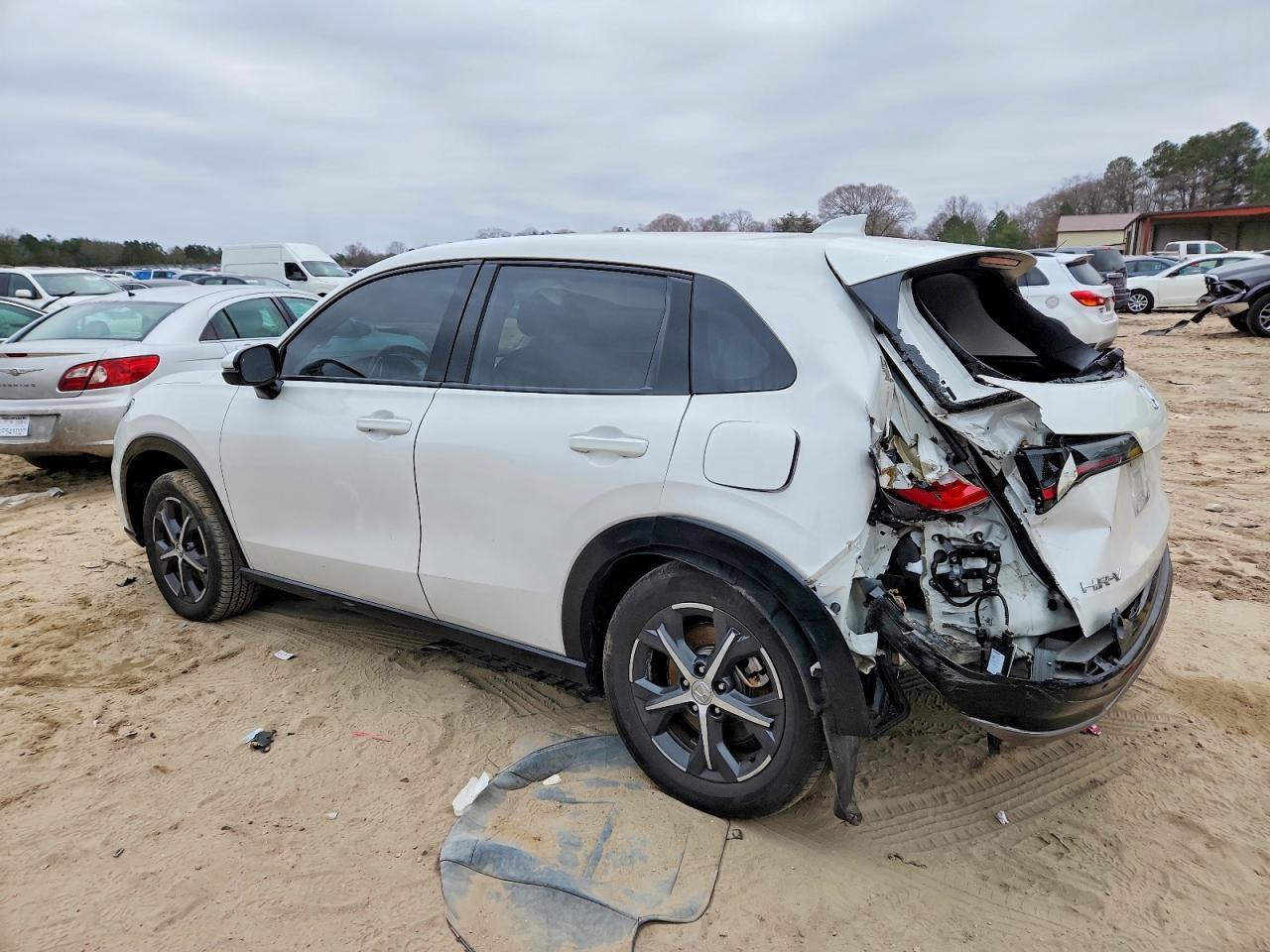 2024 HONDA HR-V EXL photo 2