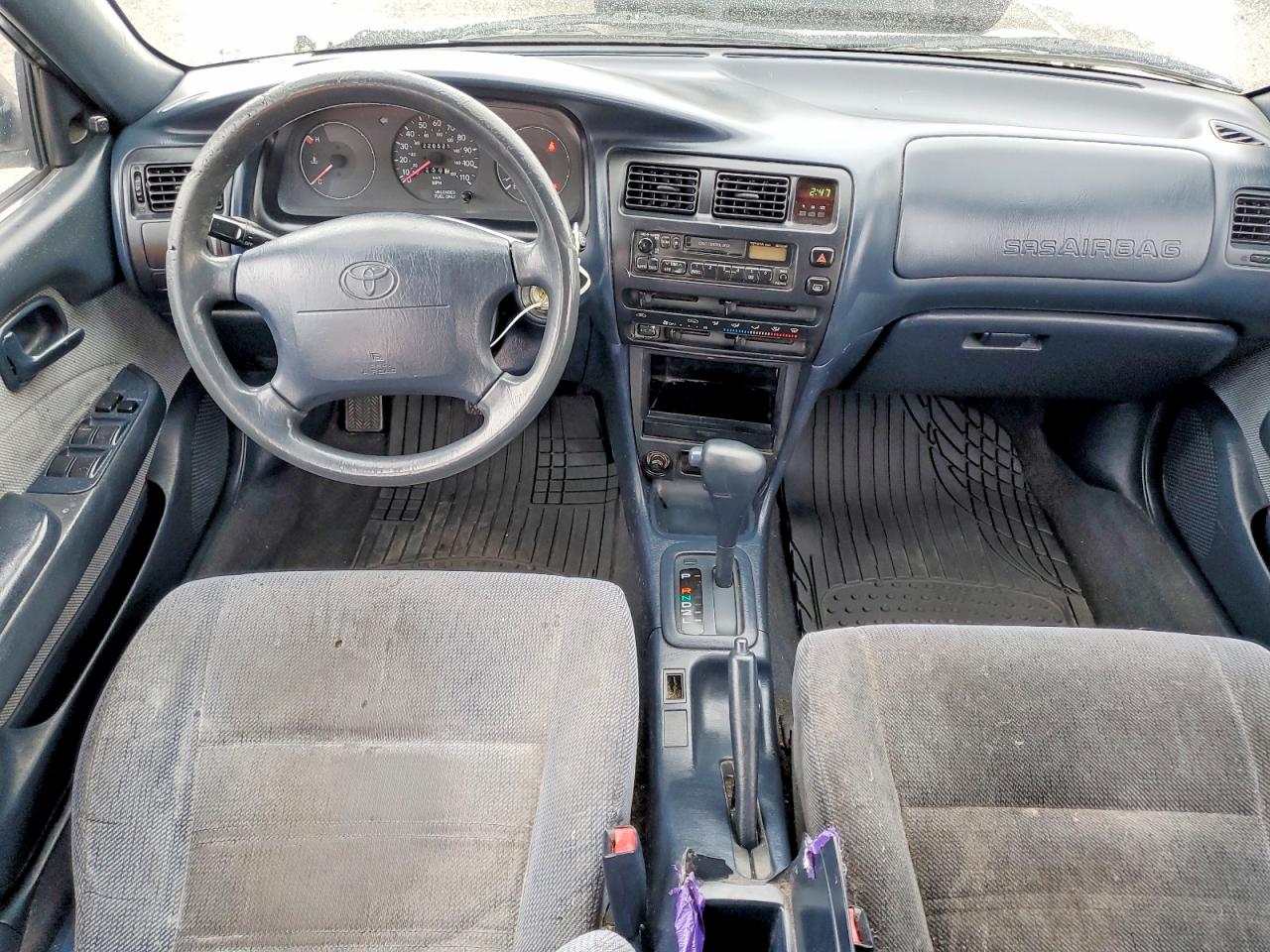 1995 TOYOTA COROLLA BASE photo 8