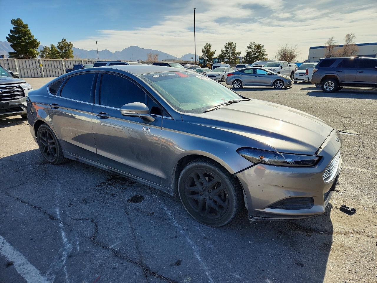 2014 FORD FUSION SE photo 4