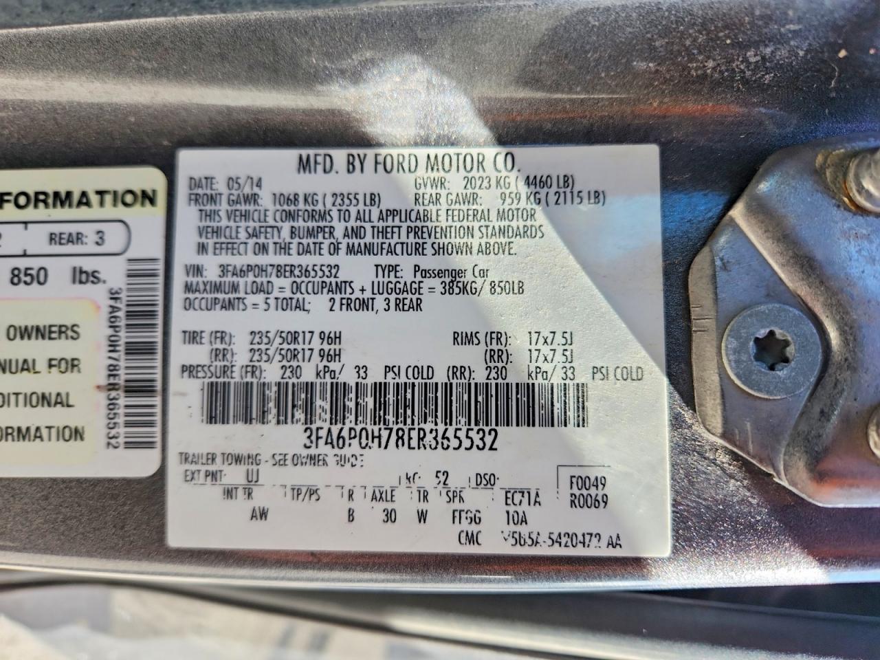 2014 FORD FUSION SE photo 12