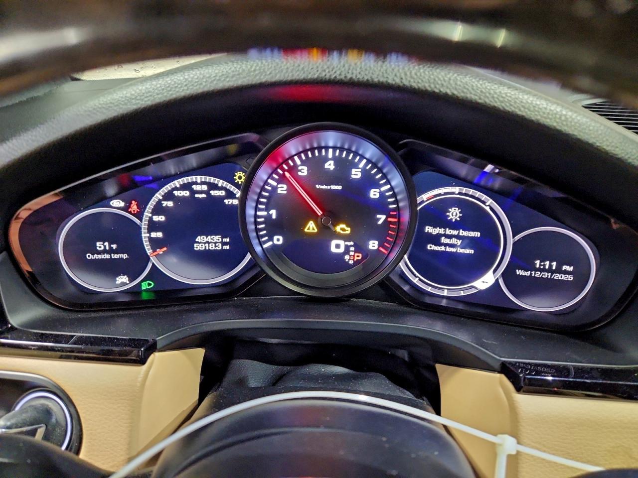 2019 PORSCHE CAYENNE photo 9