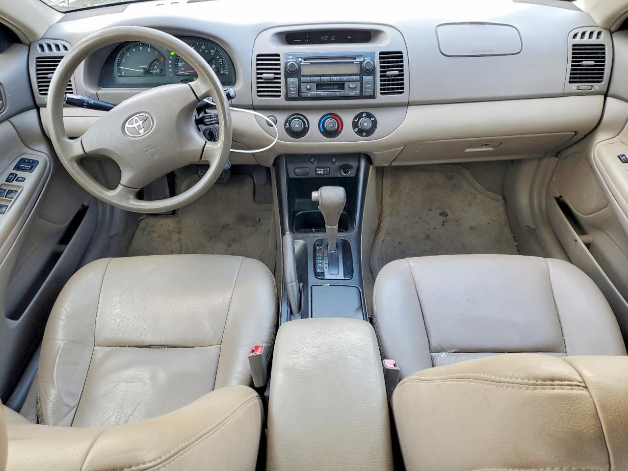2003 TOYOTA CAMRY LE photo 8