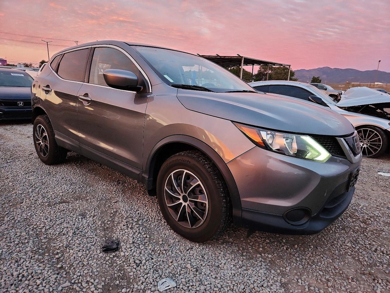 2019 NISSAN ROGUE SPORT S photo 4
