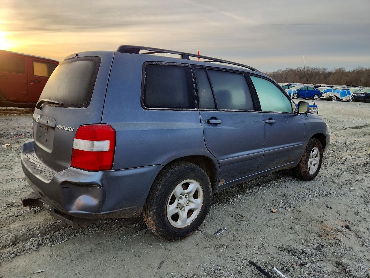 2005 TOYOTA HIGHLANDER photo 5