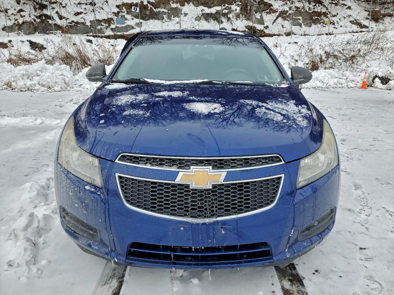 2013 CHEVROLET CRUZE LS photo 5
