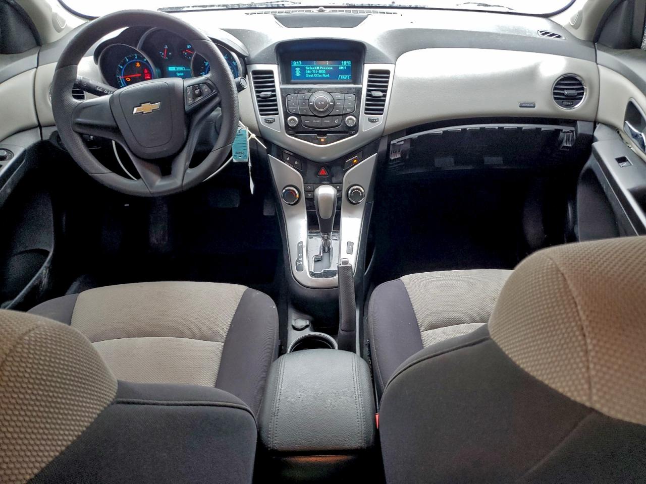 2013 CHEVROLET CRUZE LS photo 8