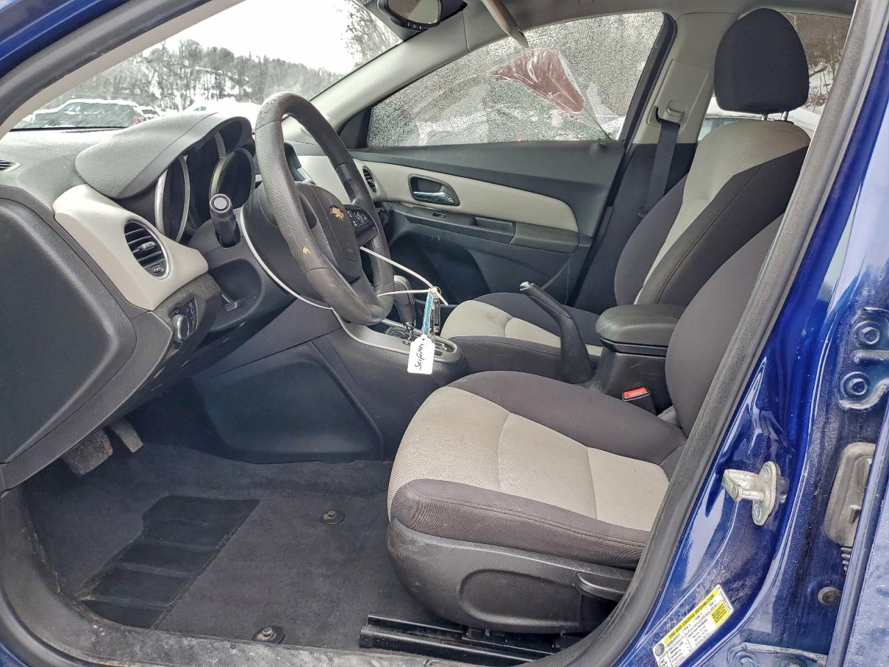 2013 CHEVROLET CRUZE LS photo 7
