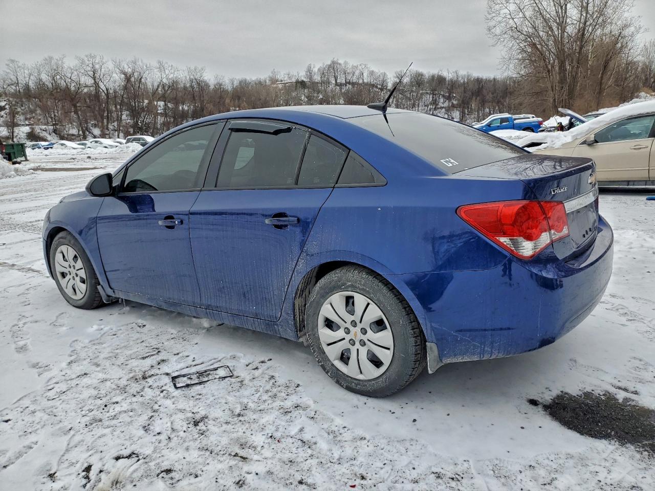 2013 CHEVROLET CRUZE LS photo 2