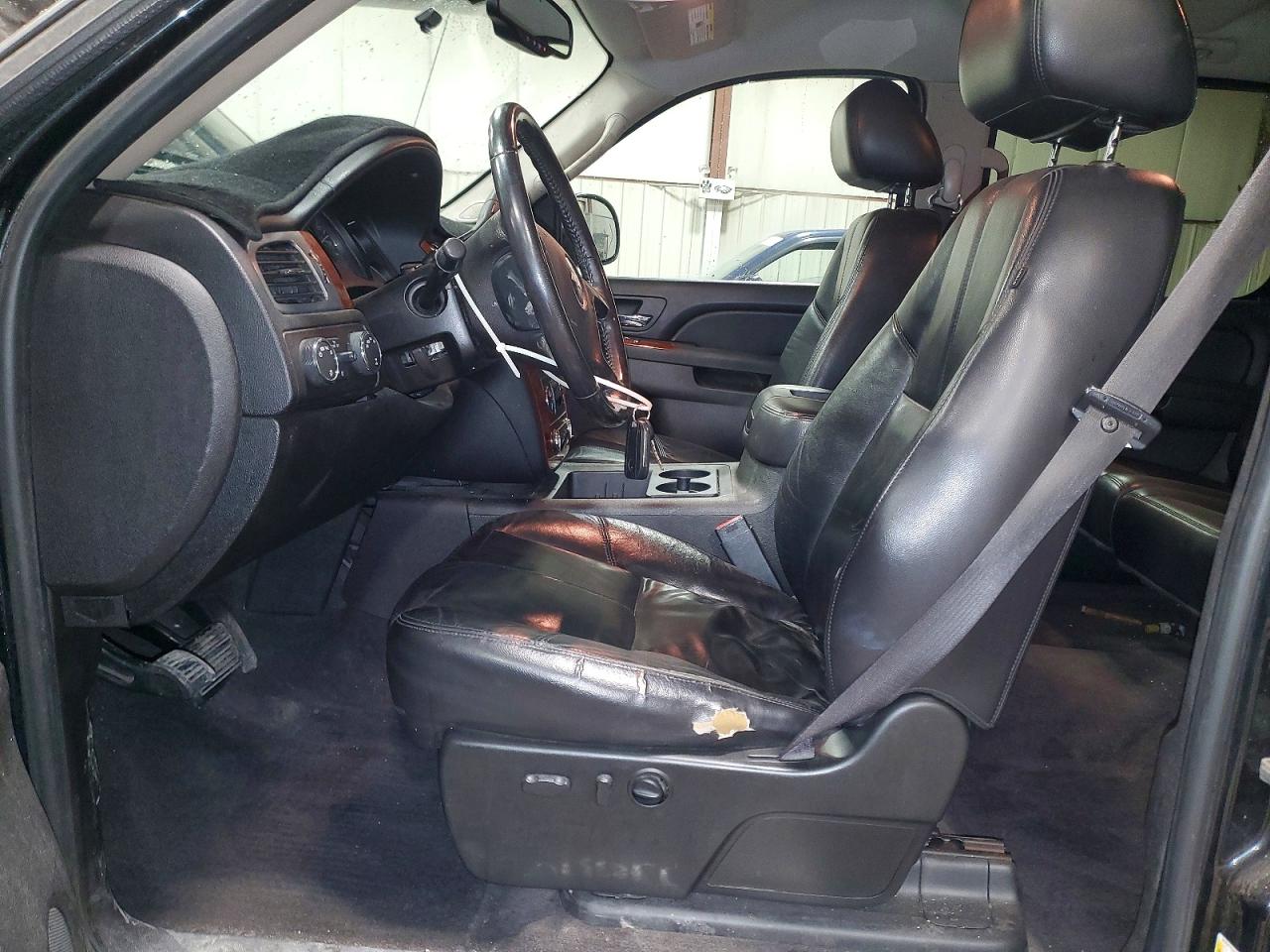2010 CHEVROLET SILVERADO K1500 LTZ photo 7