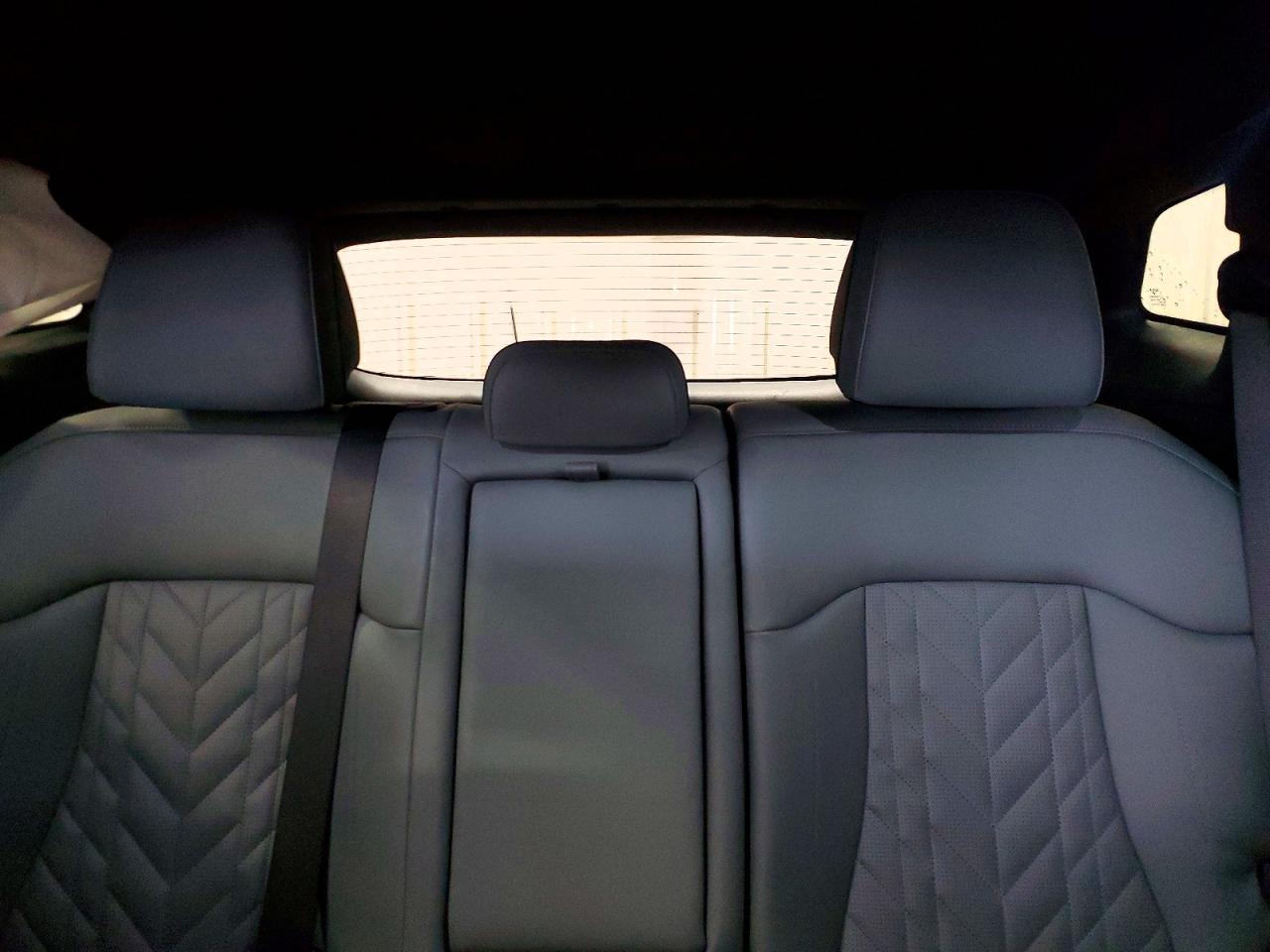 2023 KIA SPORTAGE X-LINE photo 10