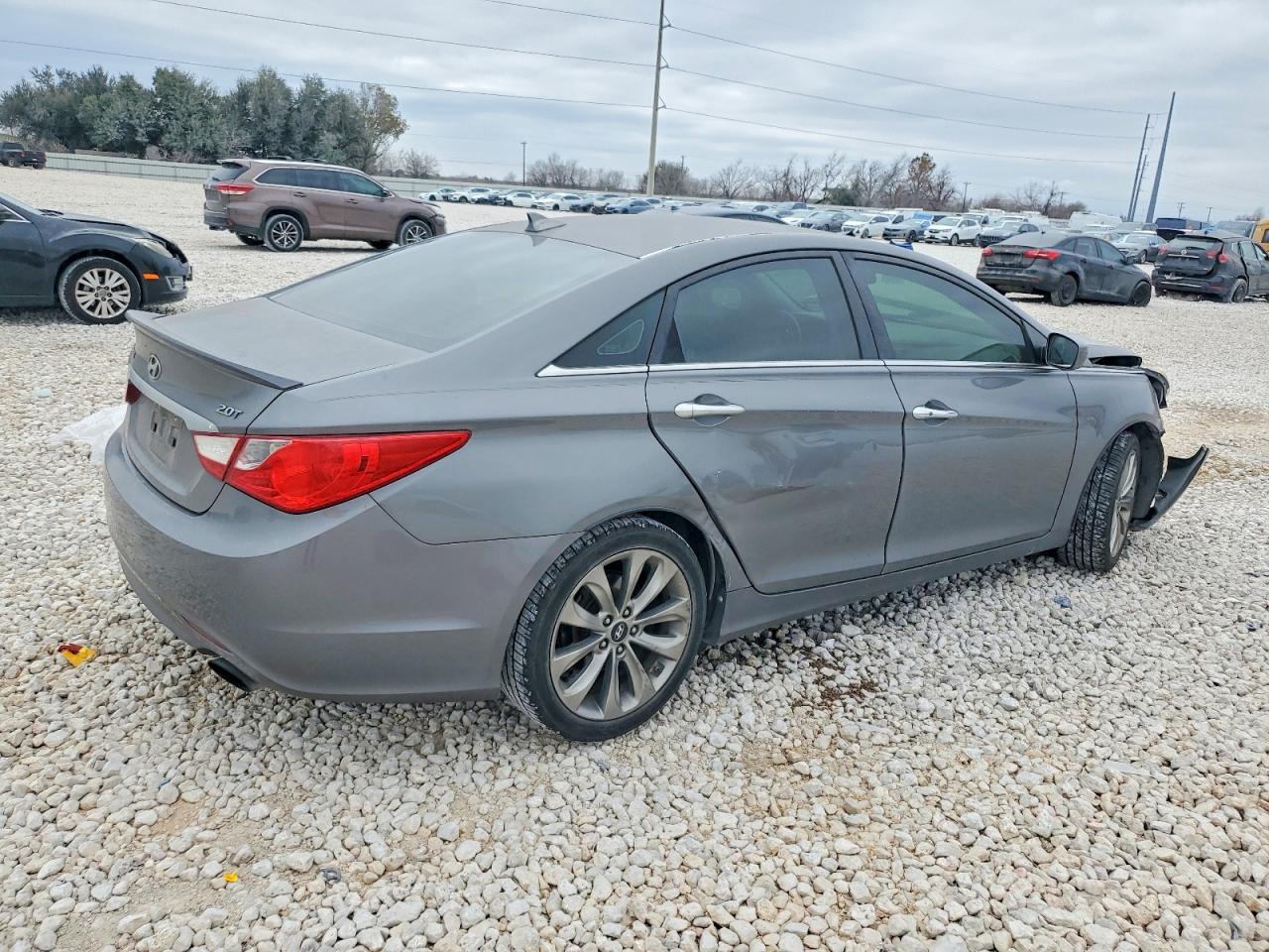 2012 HYUNDAI SONATA SE photo 3