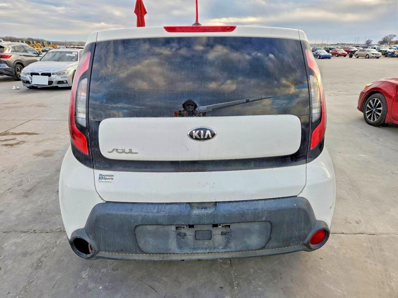 2015 KIA SOUL photo 6