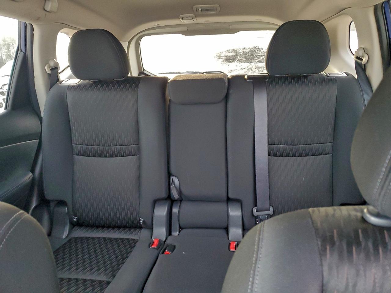 2018 NISSAN ROGUE S photo 28