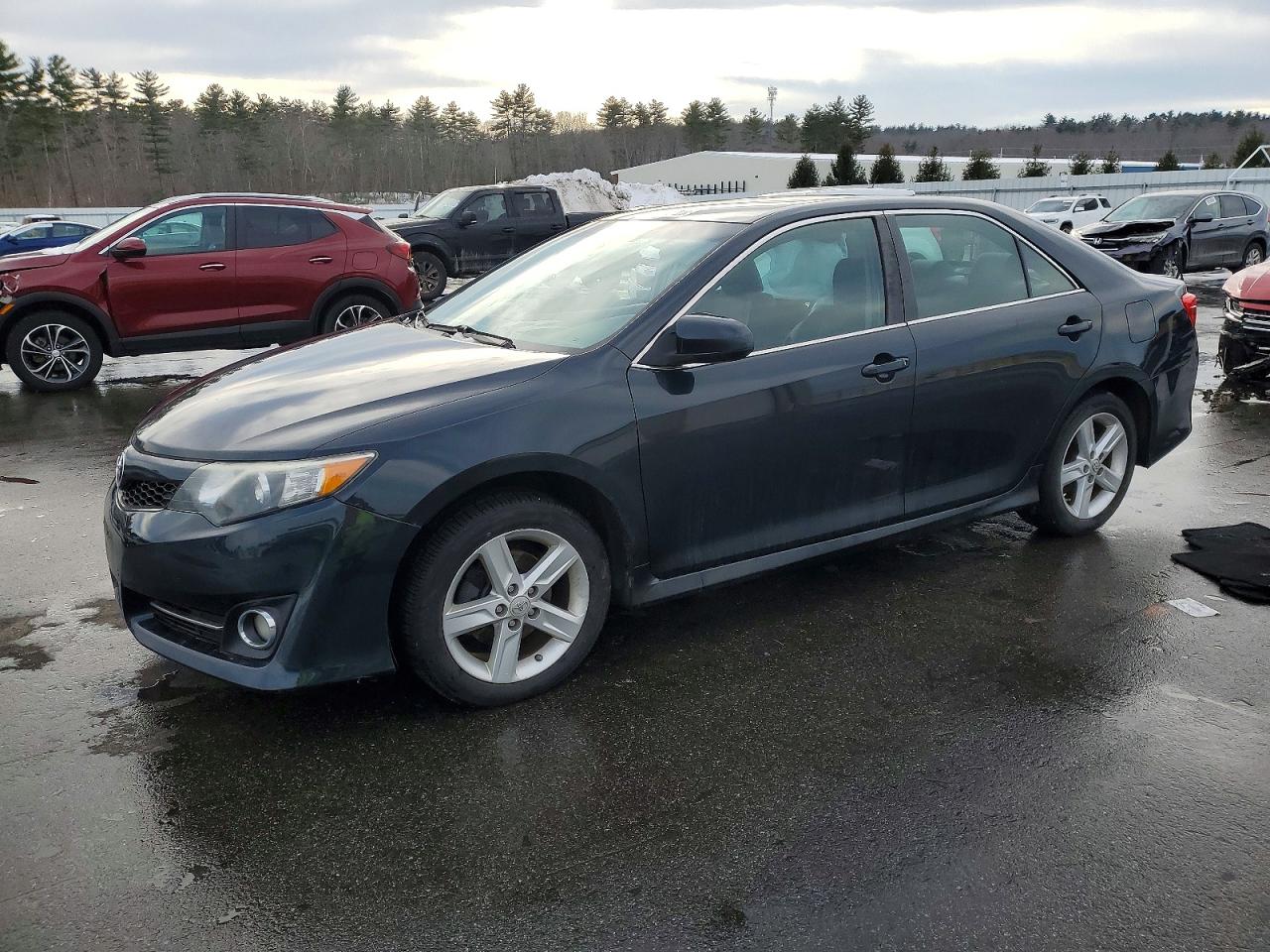 2012 TOYOTA CAMRY