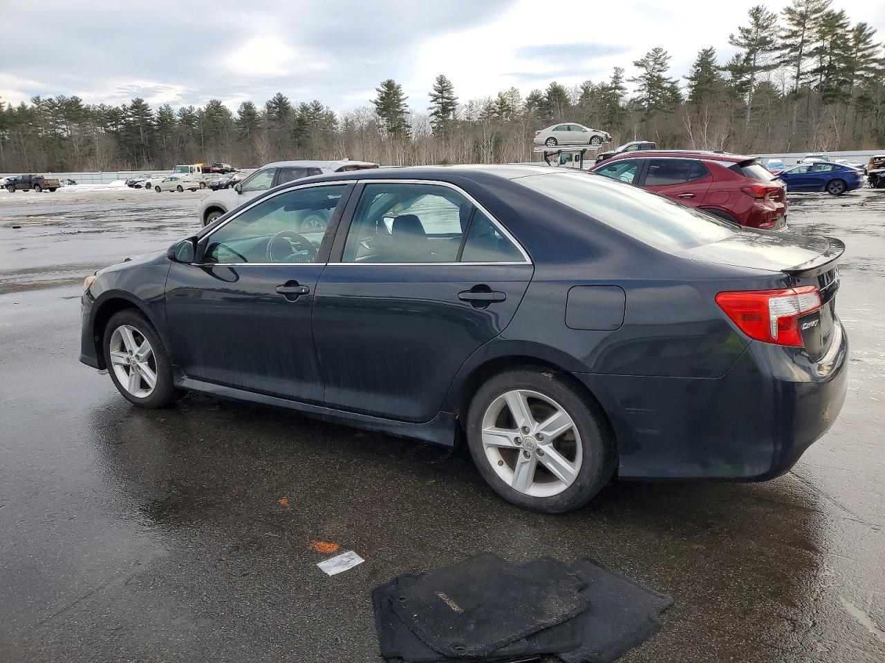 2012 TOYOTA CAMRY BASE photo 3