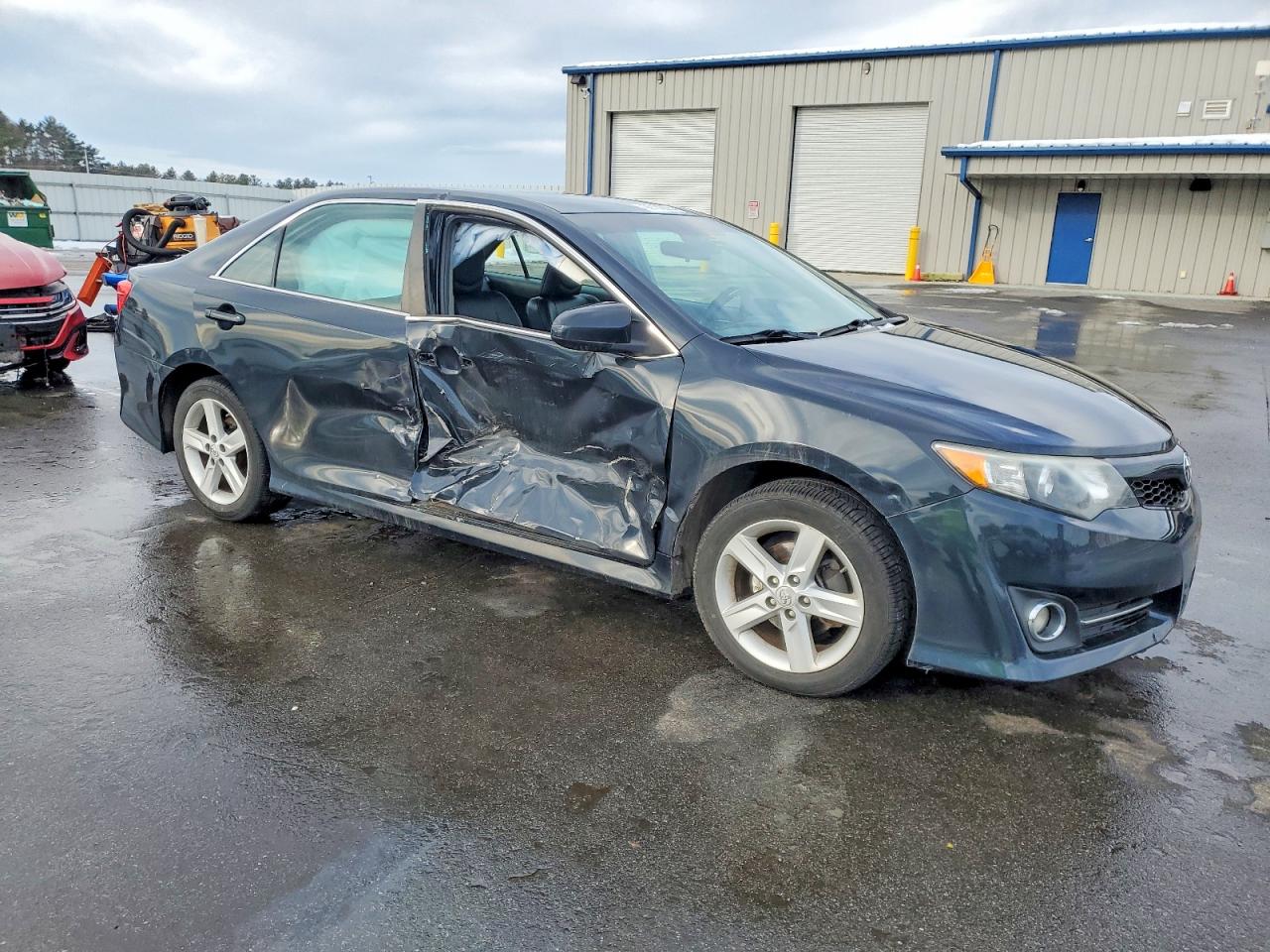2012 TOYOTA CAMRY BASE photo 7