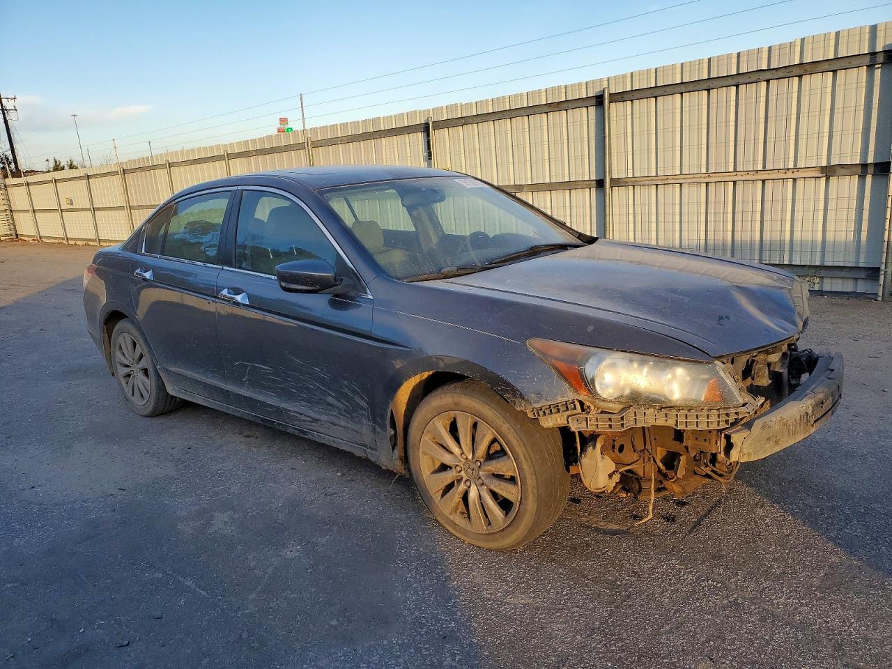 2011 HONDA ACCORD EXL photo 4