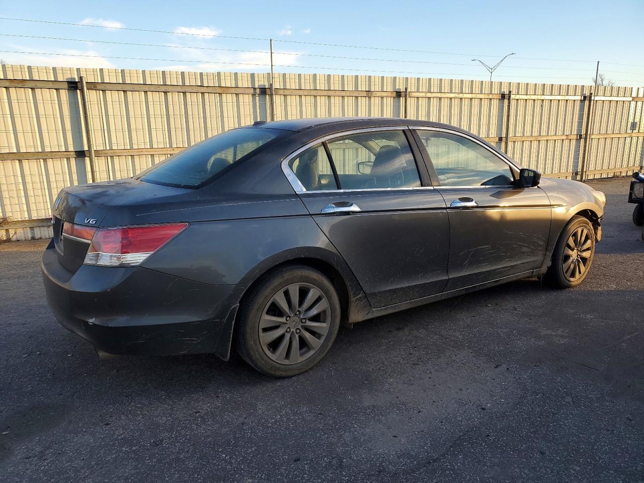 2011 HONDA ACCORD EXL photo 3