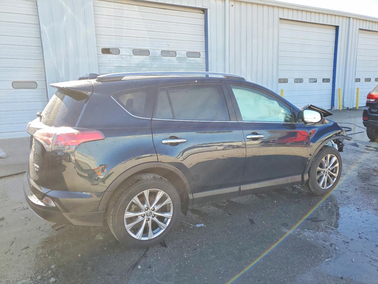 2017 TOYOTA RAV4 LIMITED photo 5