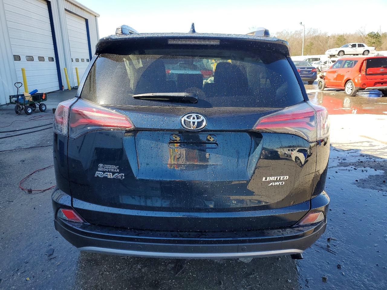 2017 TOYOTA RAV4 LIMITED photo 11