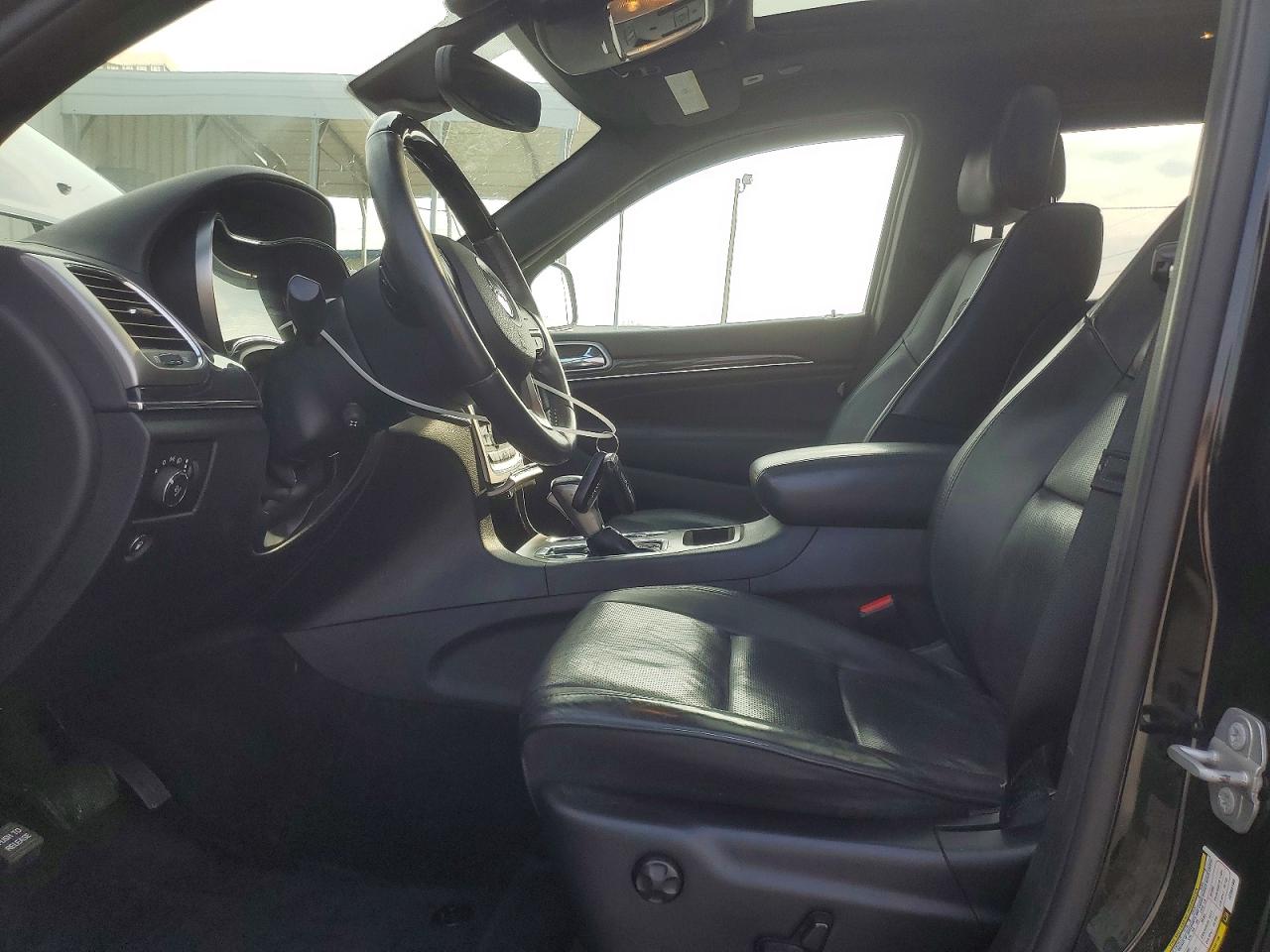2018 JEEP GRAND CHEROKEE OVERLAND photo 7