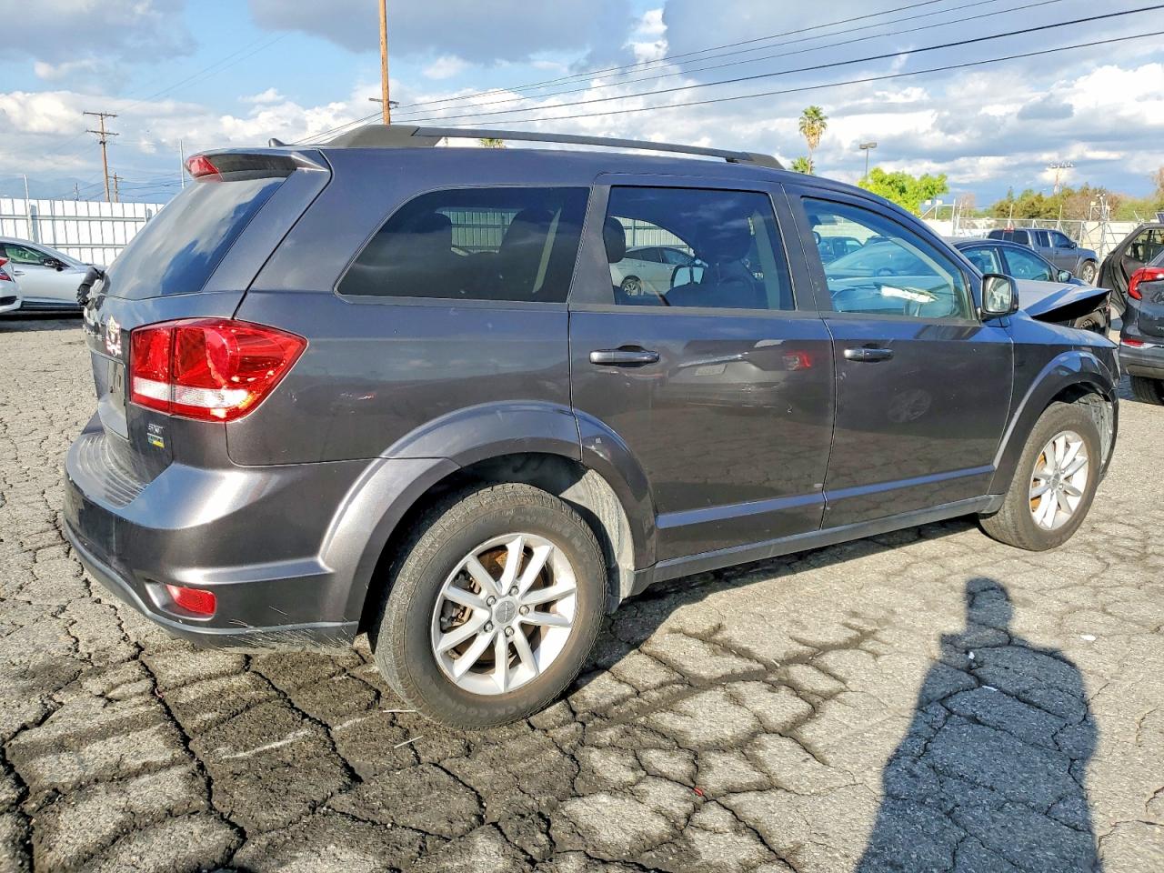 2017 DODGE JOURNEY SXT photo 3