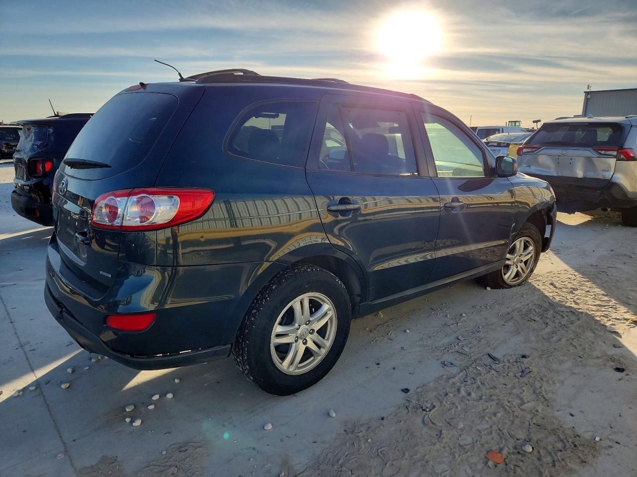 2012 HYUNDAI SANTA FE GLS photo 5