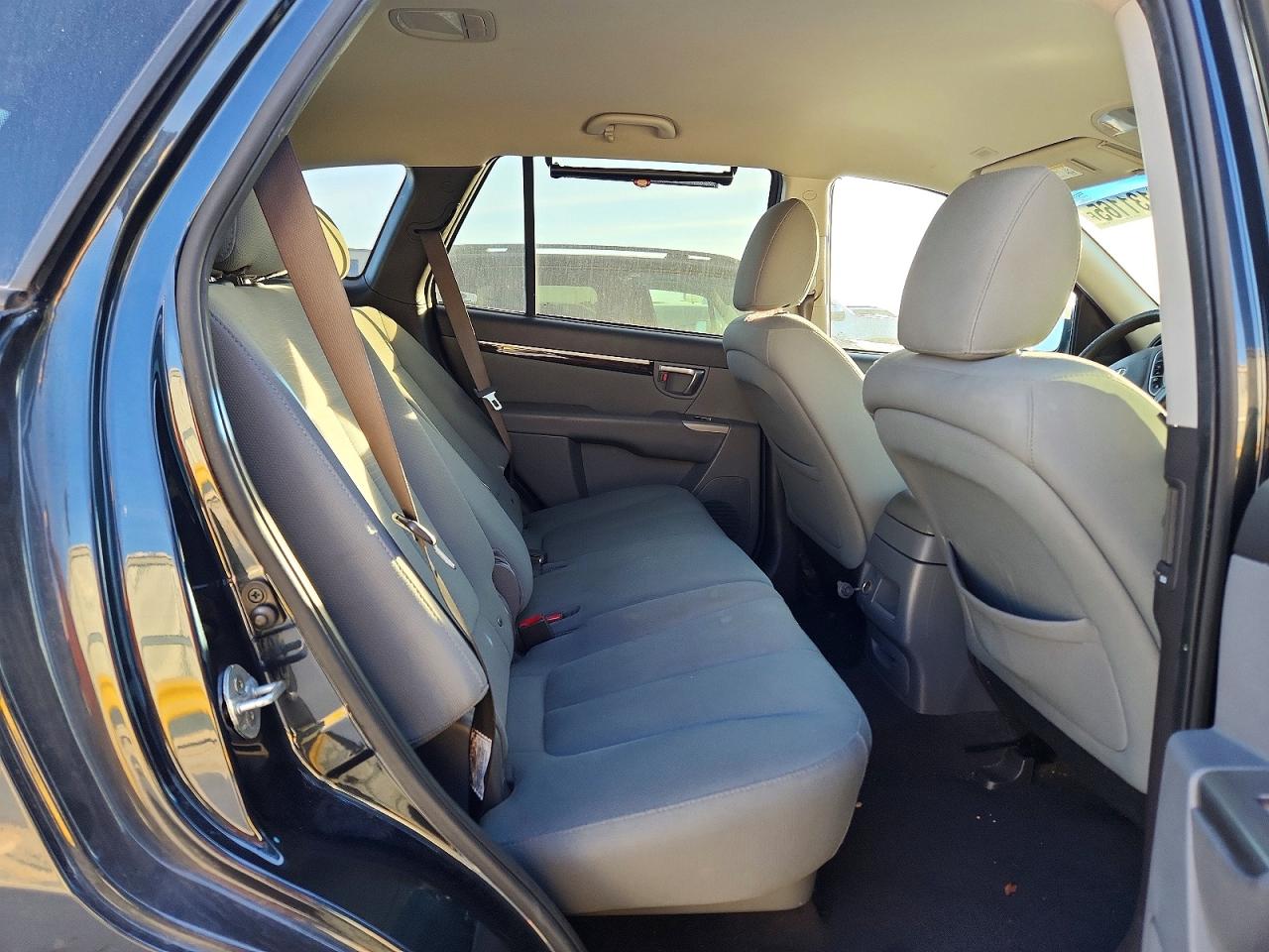 2012 HYUNDAI SANTA FE GLS photo 19