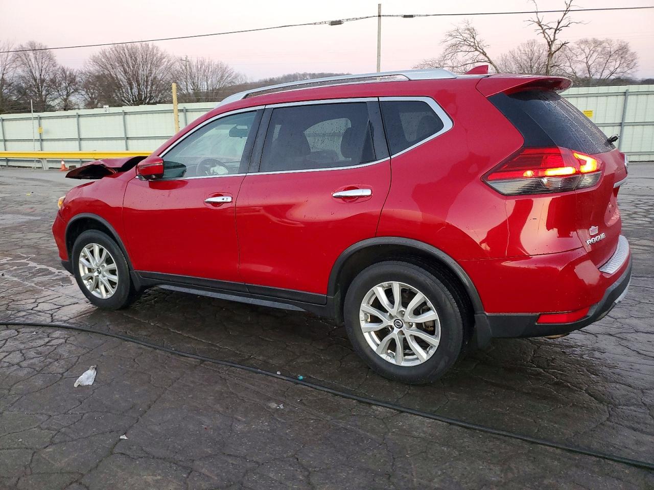 2017 NISSAN ROGUE S photo 2