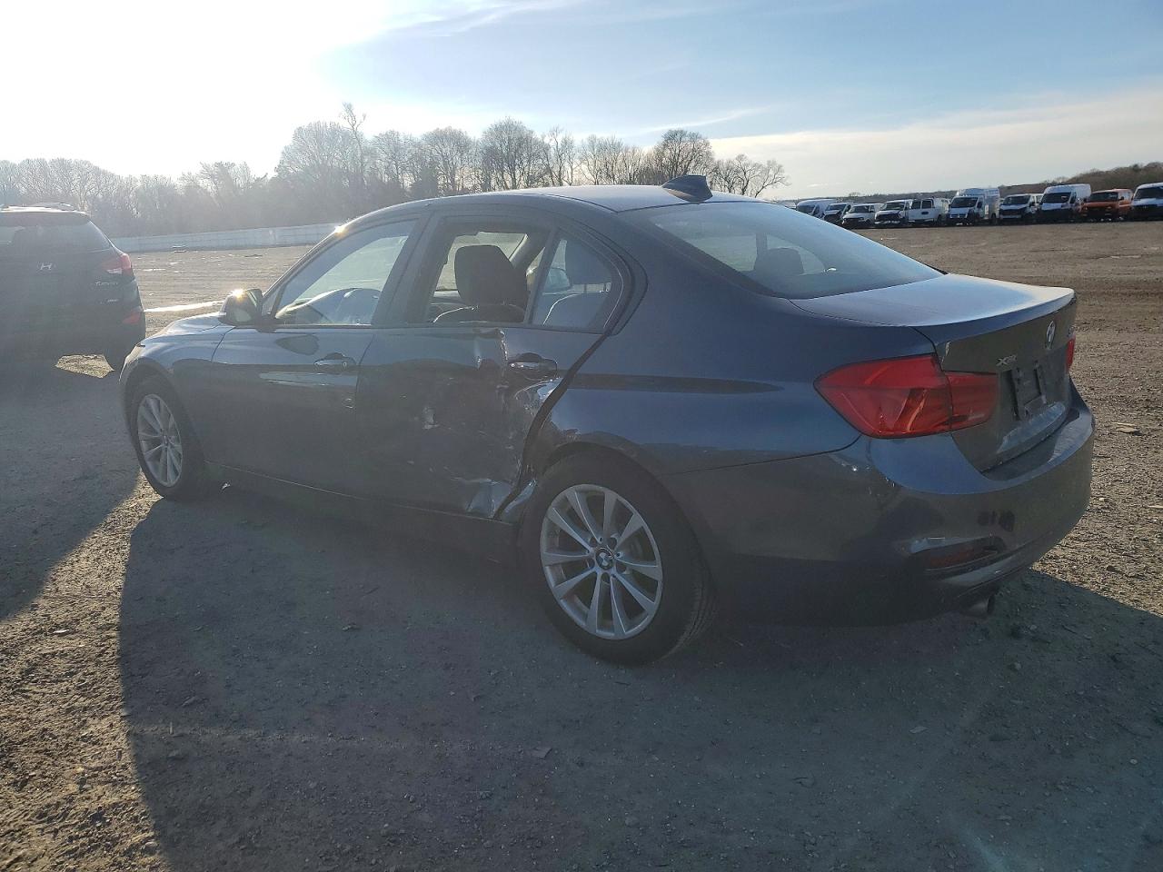 2018 BMW 320 XI photo 2