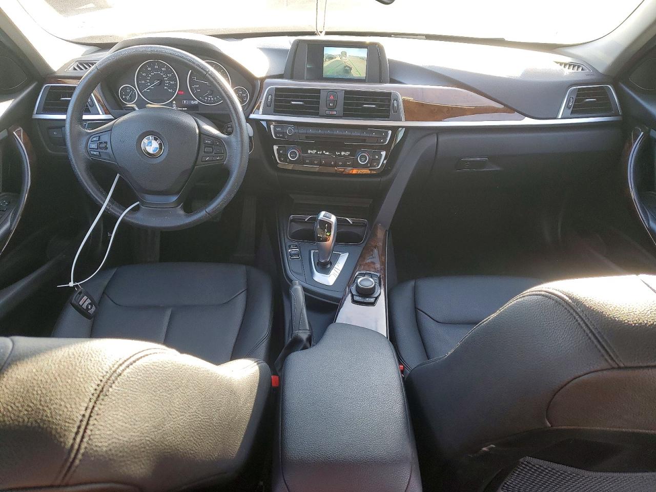 2018 BMW 320 XI photo 8