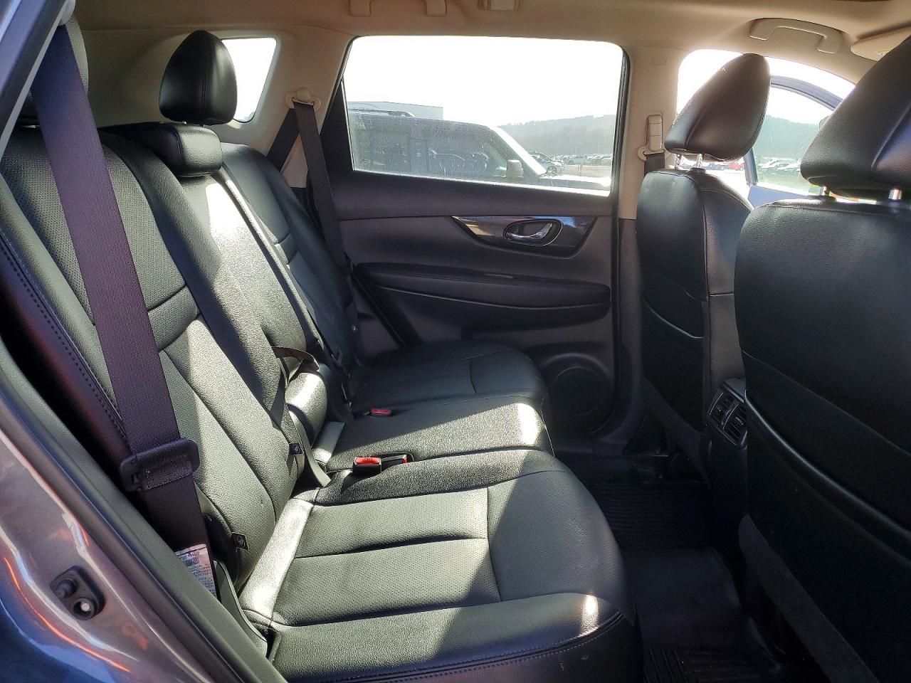2017 NISSAN ROGUE S photo 21