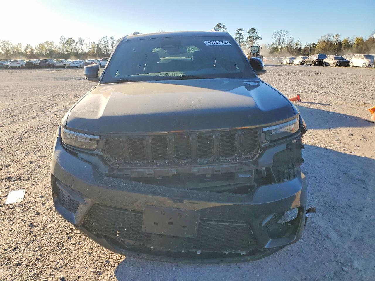 2023 JEEP GRAND CHEROKEE LAREDO photo 5