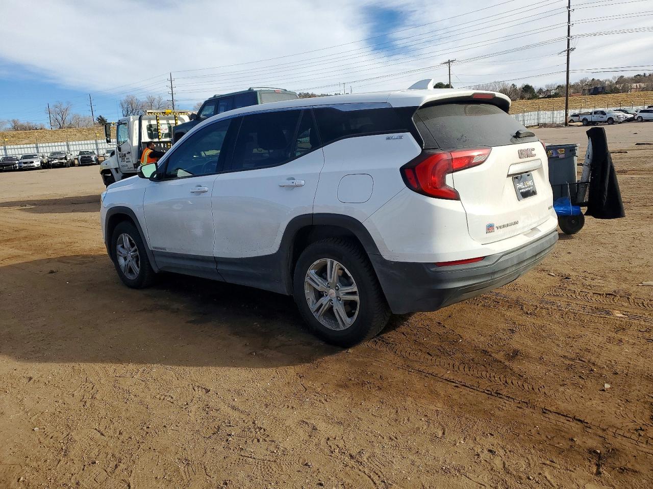 2019 GMC TERRAIN SLE photo 2