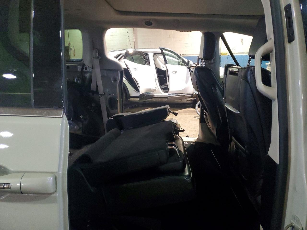 2019 CHRYSLER PACIFICA LIMITED photo 11