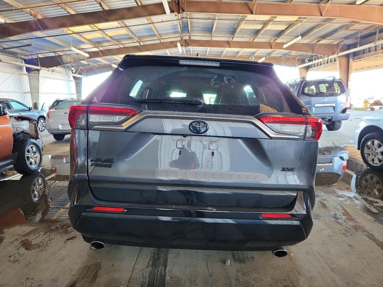 2023 TOYOTA RAV4 PRIME XSE photo 6