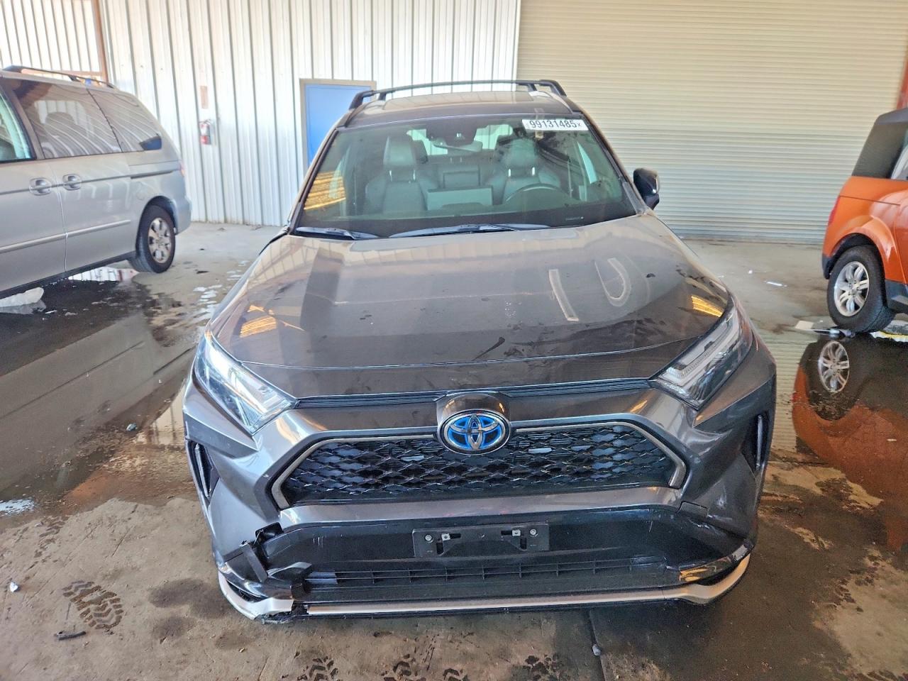 2023 TOYOTA RAV4 PRIME XSE photo 5