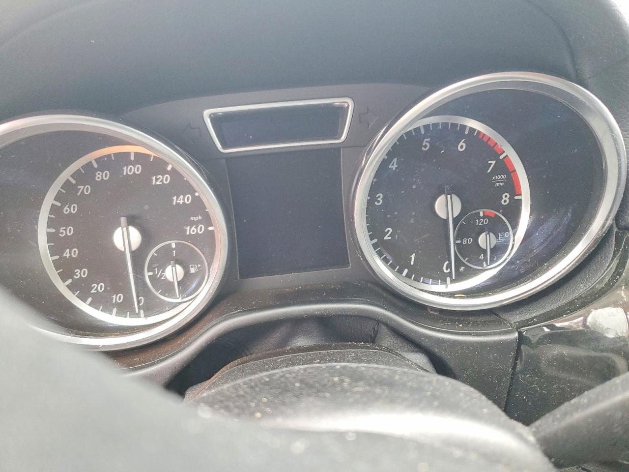 2015 MERCEDES-BENZ GL 450 4MATIC photo 25