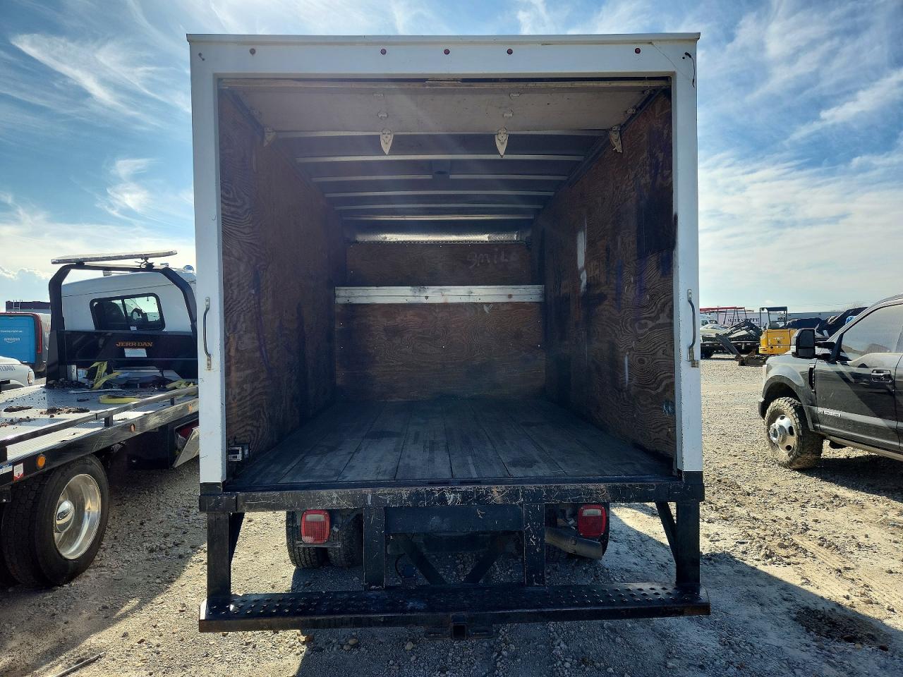 2014 FORD F350 SUPER DUTY BOX TRUCK photo 10